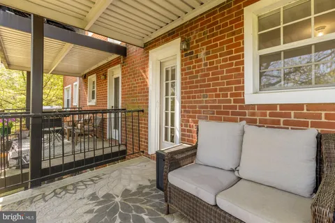 $499,900 | 4608 28th Road South, Unit A, Arlington, VA 22206