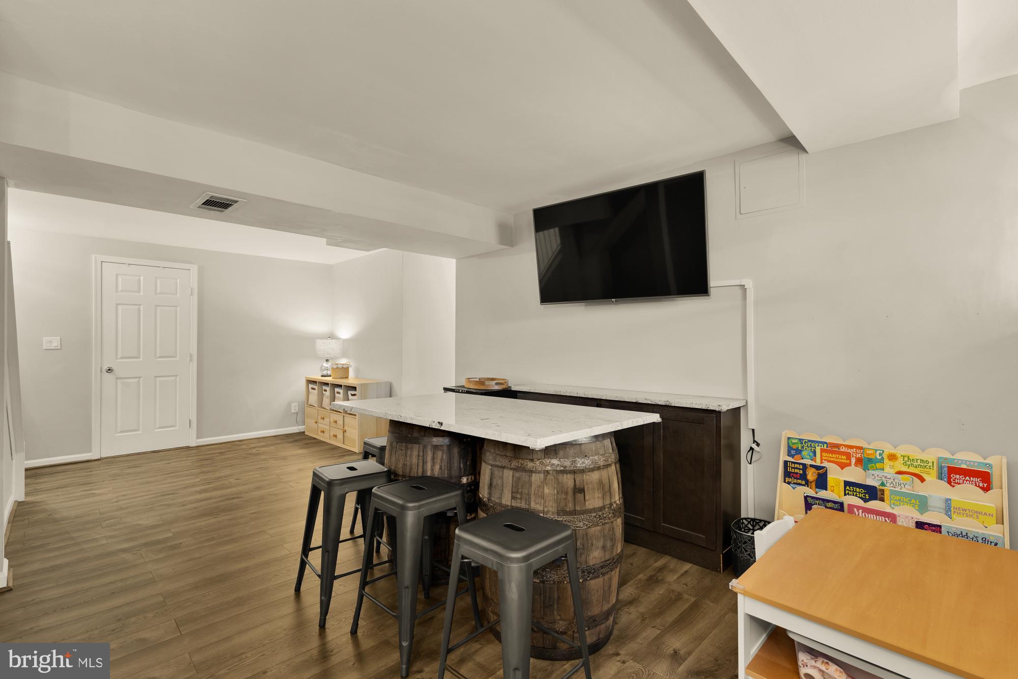 4608 28th Road South, Unit A Arlington, VA 22206 - Photo 22 of 37