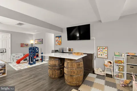 $499,900 | 4608 28th Road South, Unit A, Arlington, VA 22206