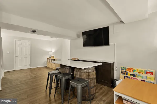$499,900 | 4608 28th Road South, Unit A, Arlington, VA 22206