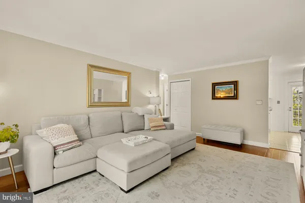 $499,900 | 4608 28th Road South, Unit A, Arlington, VA 22206