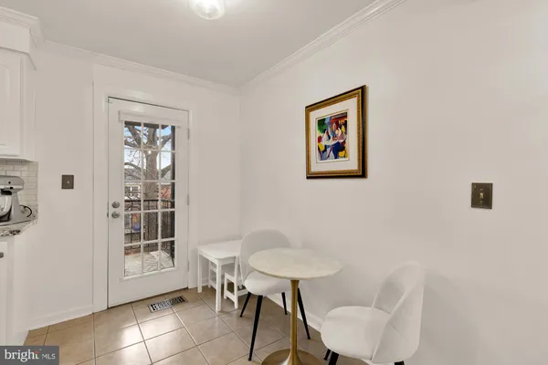 $499,900 | 4608 28th Road South, Unit A, Arlington, VA 22206