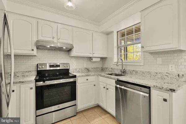 $499,900 | 4608 28th Road South, Unit A, Arlington, VA 22206