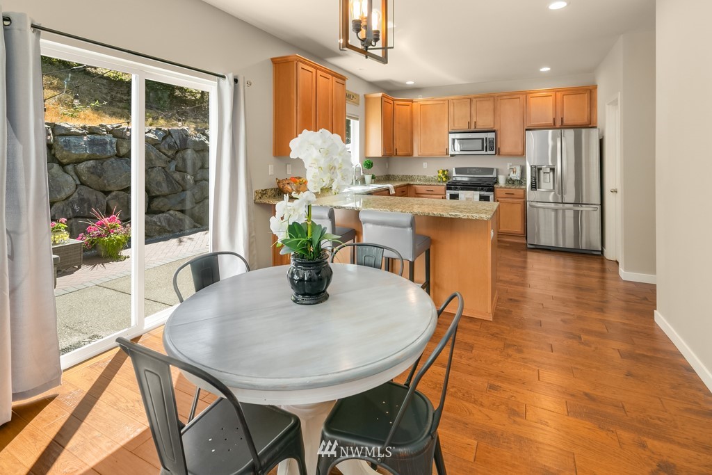 20414 124th Avenue Northeast Bothell, WA 98011 - Photo 15 of 37 Gallery Image 15