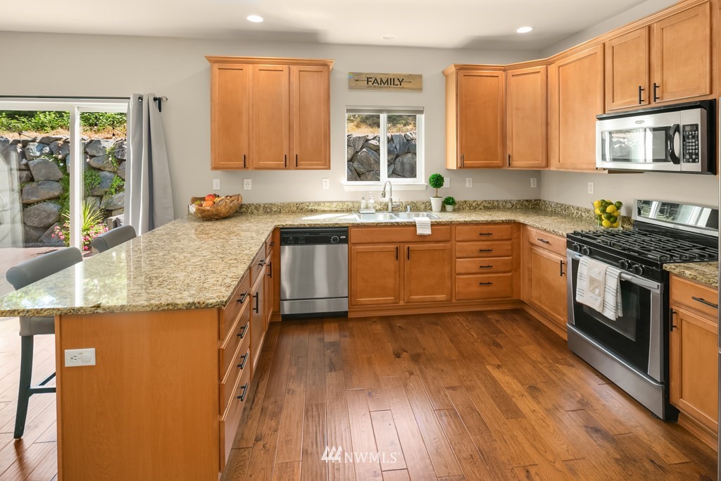 20414 124th Avenue Northeast Bothell, WA 98011 - Photo 17 of 37 Gallery Image 17