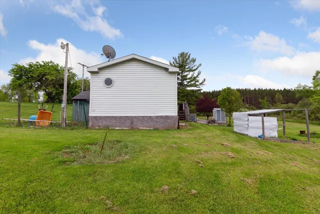 $109,900 | 15250 142nd Avenue, Big Rapids, MI 49307