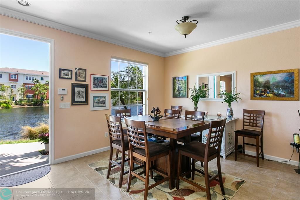 255 Southwest 7th St Unit 255