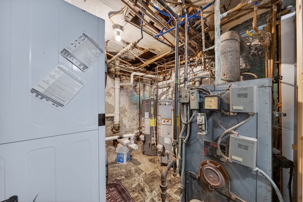 71 Smith Street Fall River, MA 02721 - Photo 23 of 39