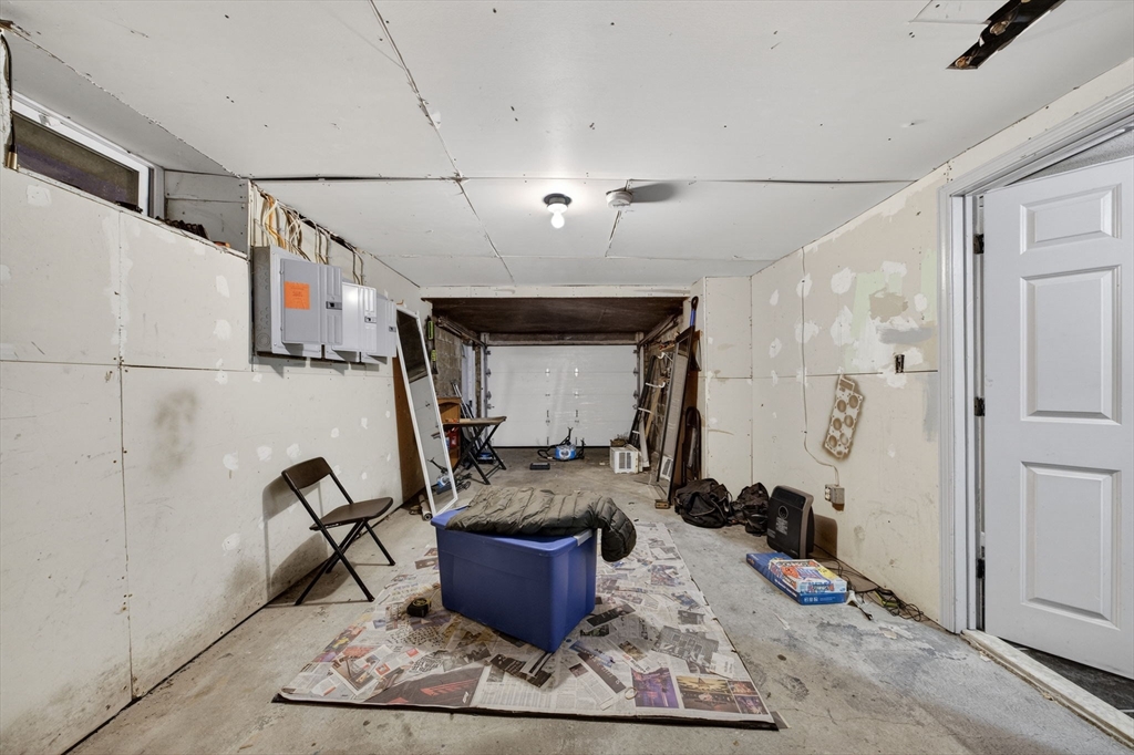 71 Smith Street Fall River, MA 02721 - Photo 24 of 39