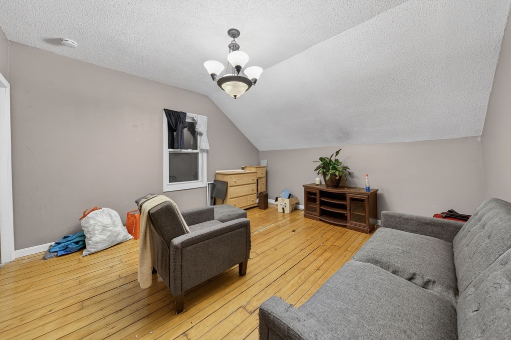 71 Smith Street Fall River, MA 02721 - Photo 31 of 39