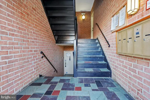 a view of an entryway