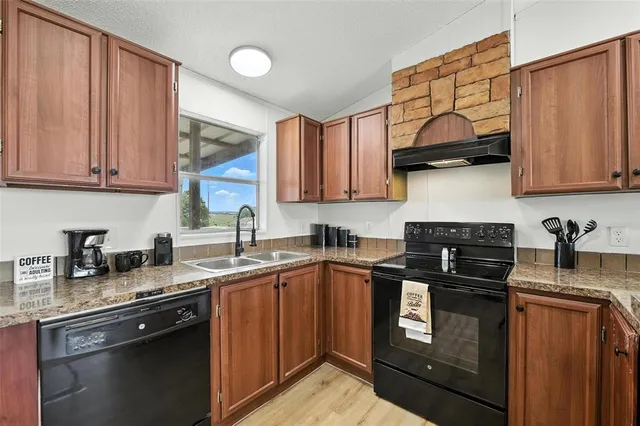 $175,000 | 197 Pond Vw Drive, Decatur, TX 76234