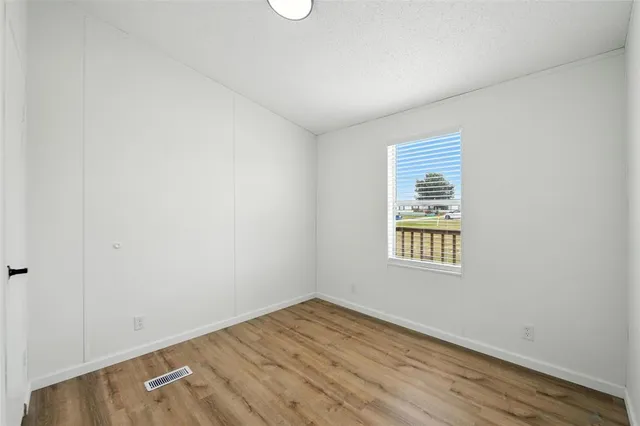 $175,000 | 197 Pond Vw Drive, Decatur, TX 76234