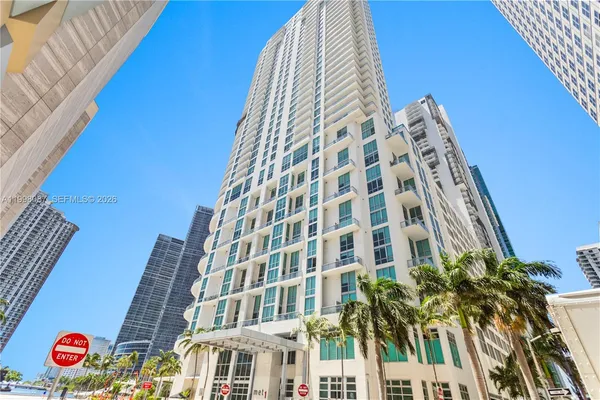 $3,950 | 300 South Biscayne Boulevard, Unit T2414, Miami, FL 33131