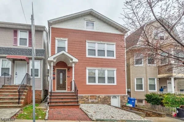 $2,150 | 860 Lyons Avenue, Irvington, NJ 07111