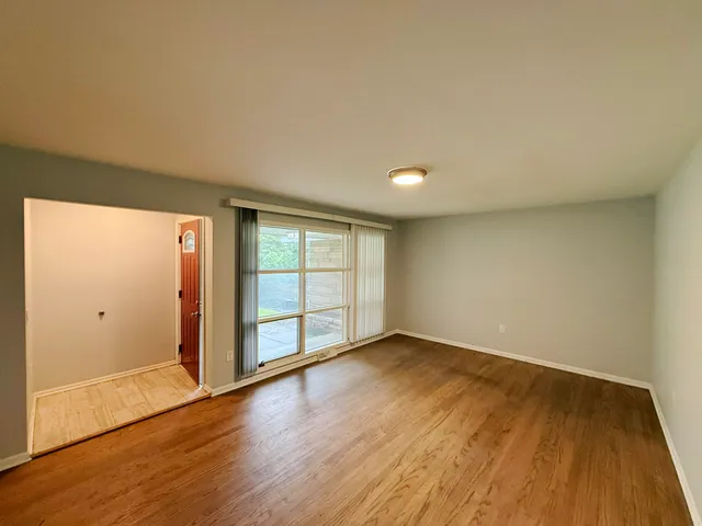 $194,900 | 8120 North 55th Street, Brown Deer, WI 53223