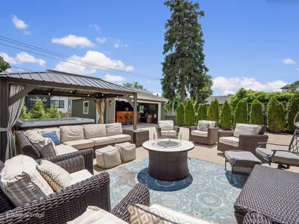 $699,000 | 4721 Main Street, Downers Grove, IL 60515