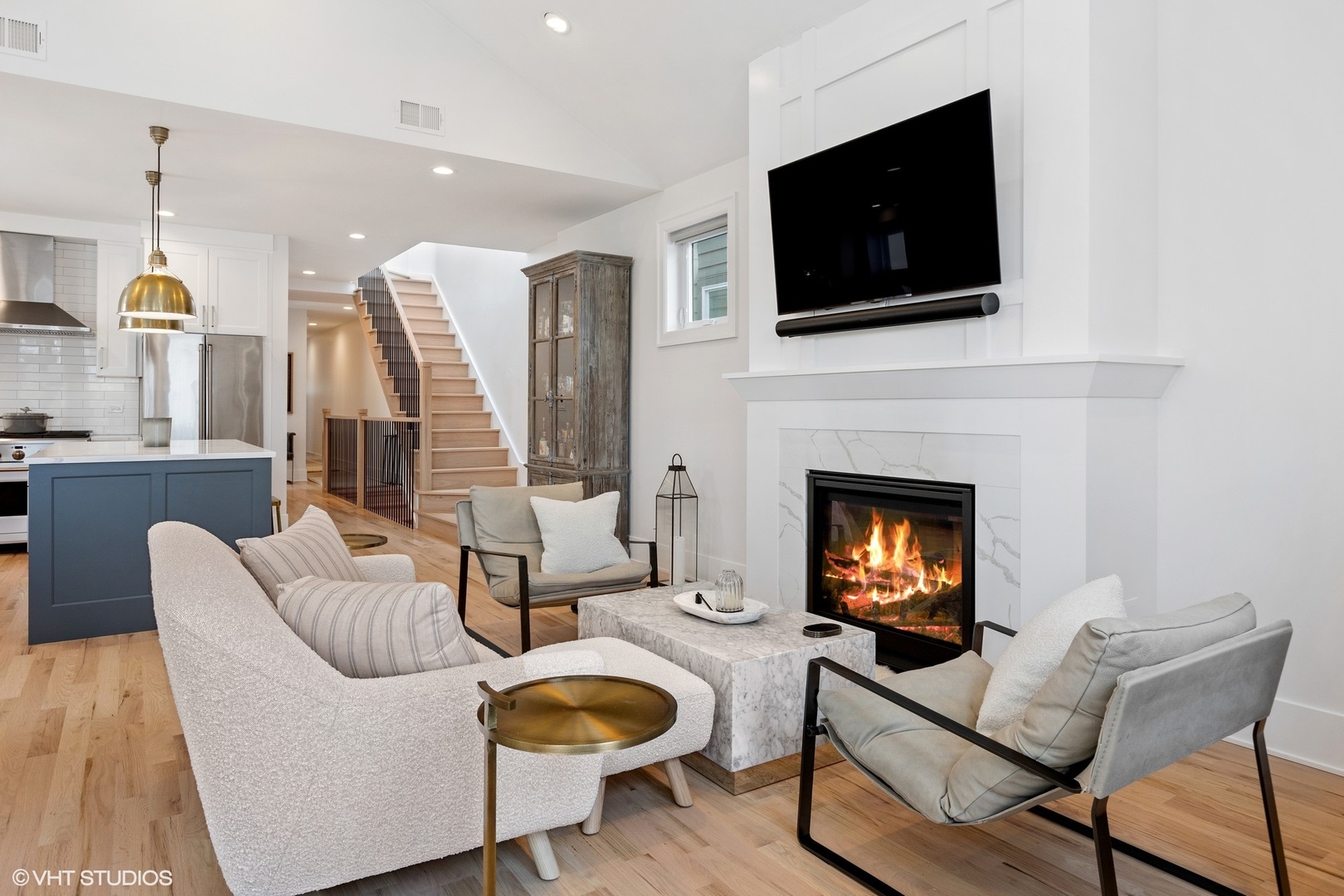 2224 North Sawyer Avenue, Unit 2 Chicago, IL 60647 - Photo 6 of 30