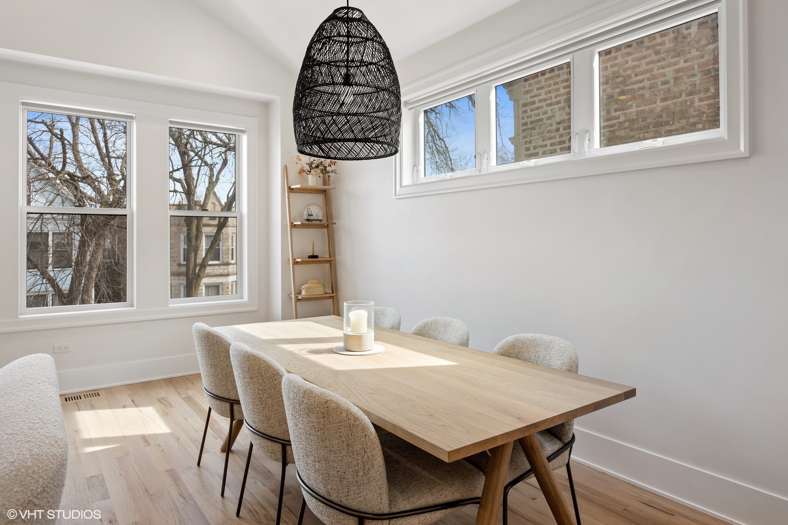 2224 North Sawyer Avenue, Unit 2 Chicago, IL 60647 - Photo 8 of 30