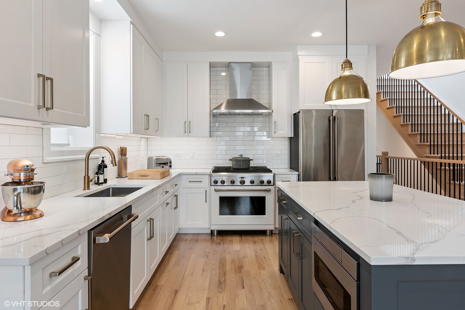 2224 North Sawyer Avenue, Unit 2 Chicago, IL 60647 - Photo 10 of 30