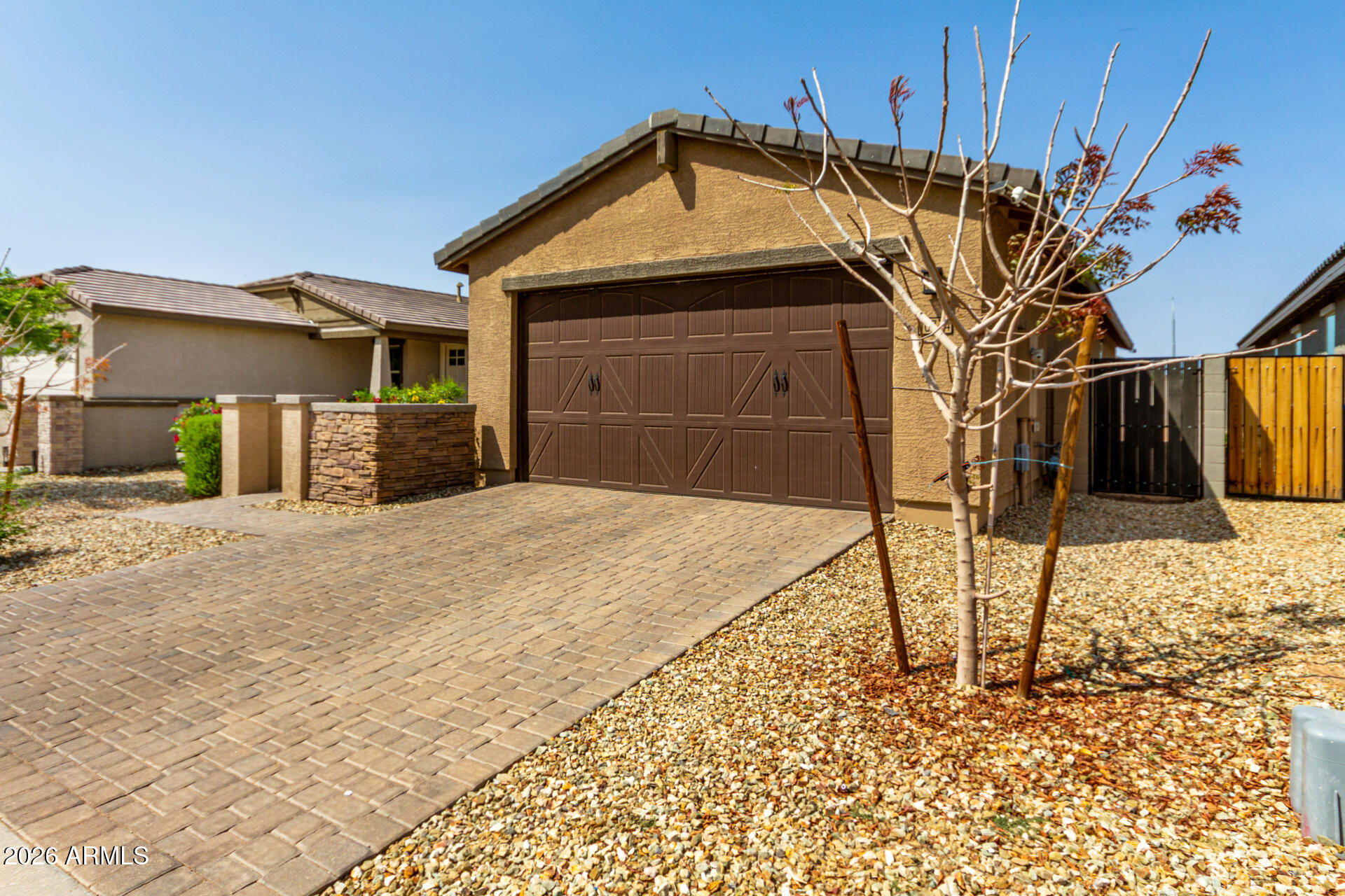 10734 West Bloch Road Tolleson, AZ 85353 - Photo 3 of 20 06 - Bloch