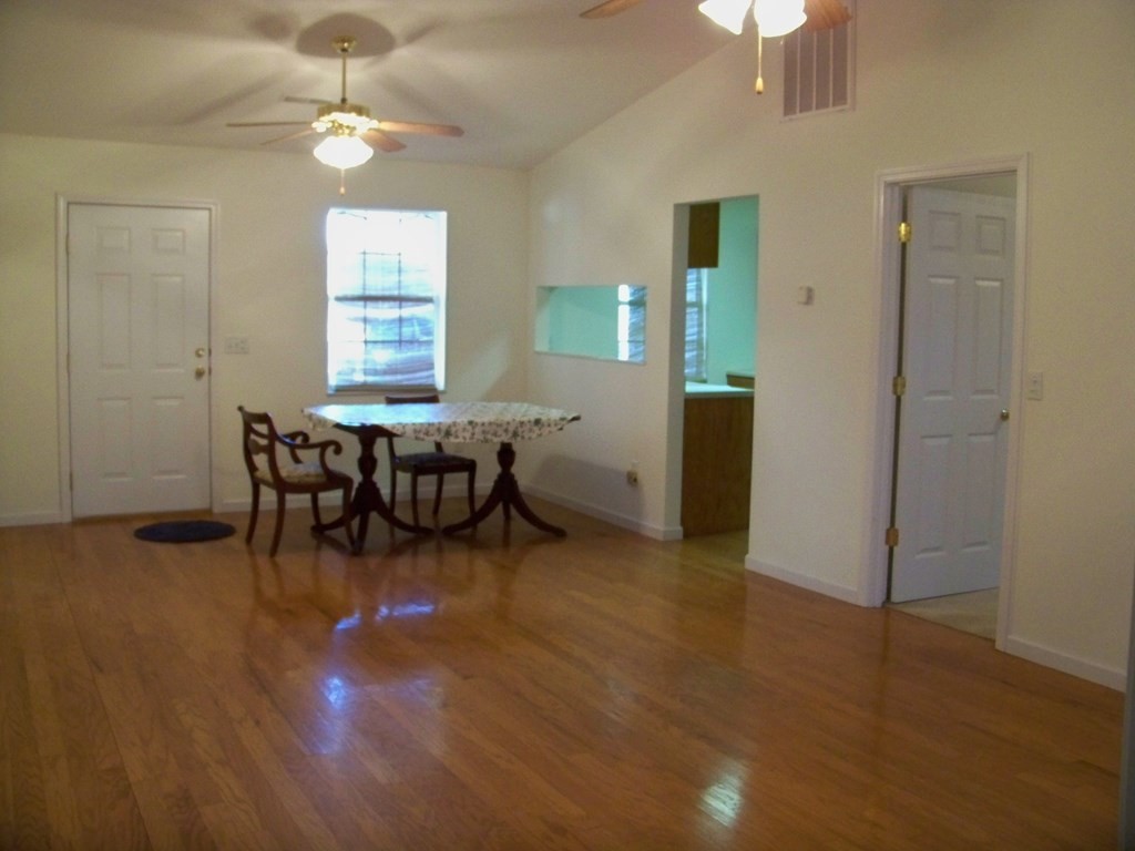 6340 Hugh Willis Road Powell, TN 37849 - Photo 17 of 27 Gallery Image 17