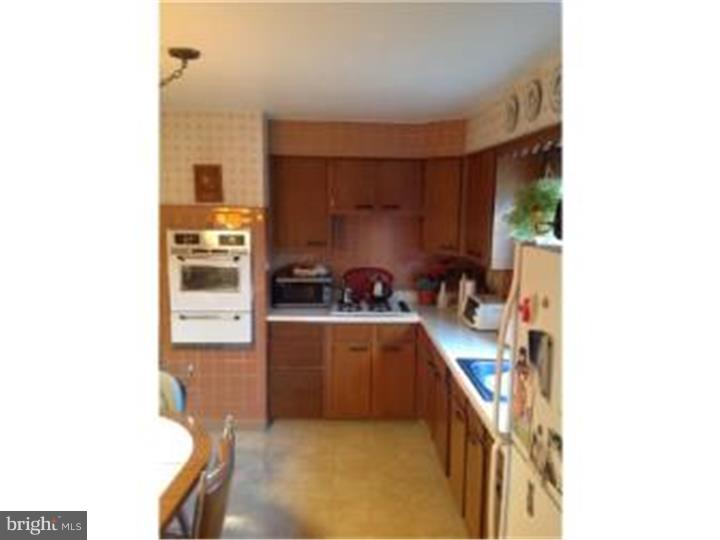 22 Sunnybrook Road Stratford, NJ 08084 - Photo 11 of 21