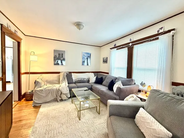 $3,250 | 3 Goldsmith Avenue, Unit 3, Medford, MA 02155