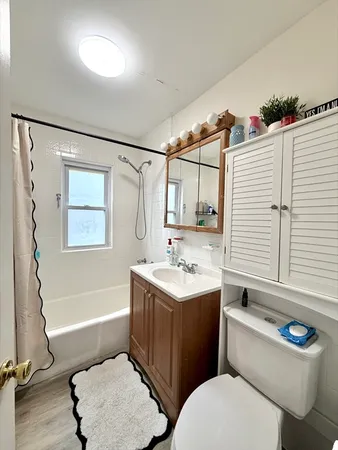 $3,250 | 3 Goldsmith Avenue, Unit 3, Medford, MA 02155