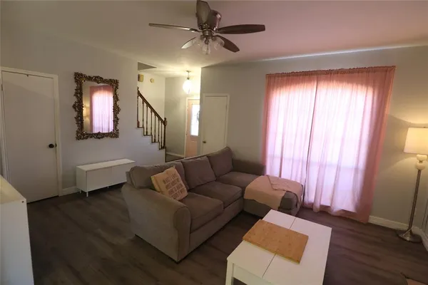 $107,500 | 611 Oriole Boulevard, Unit 602, Duncanville, TX 75116