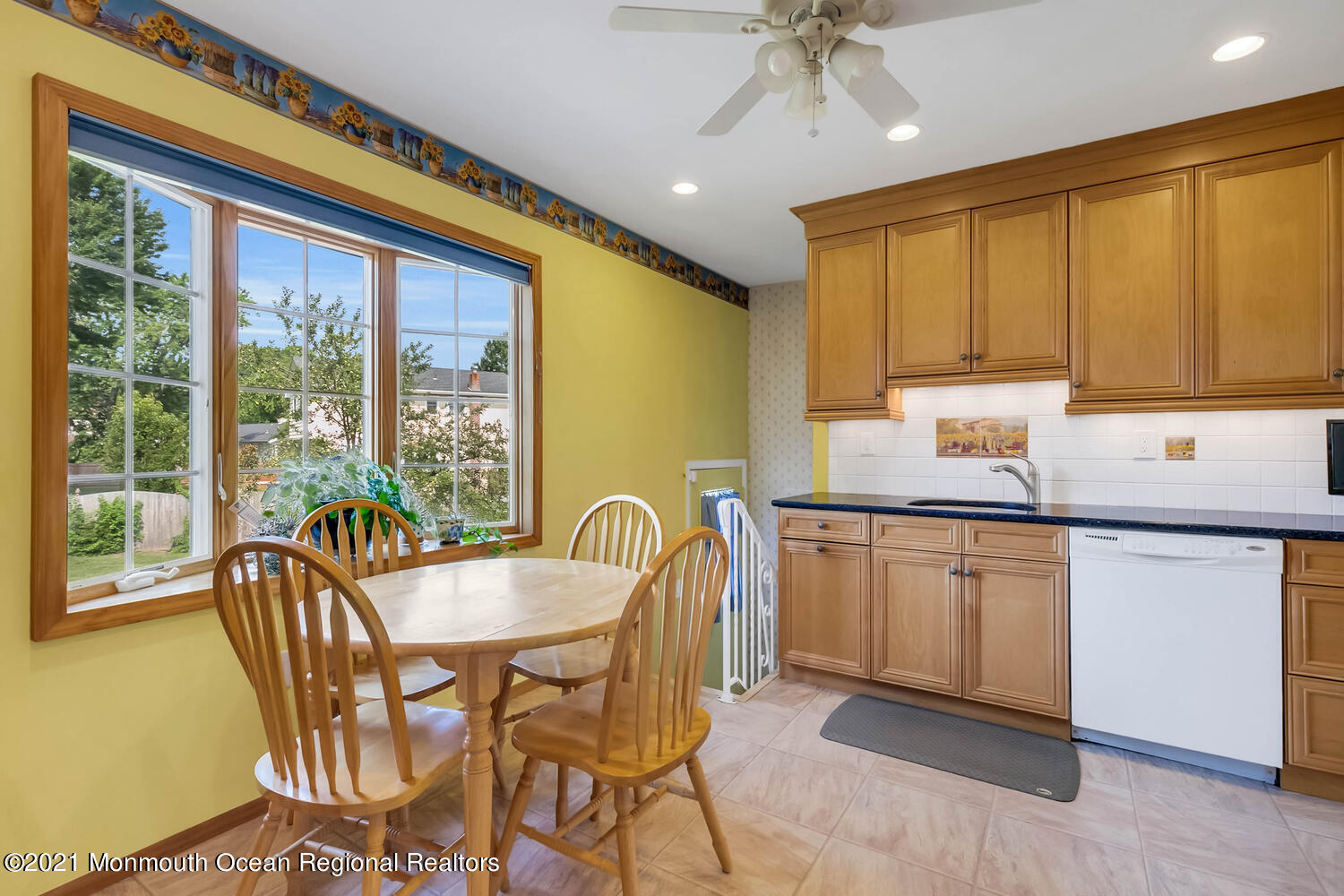 44 Union Street Matawan, NJ 07747 - Photo 12 of 40 44 Union St Matawan NJ 07747-large-013-0