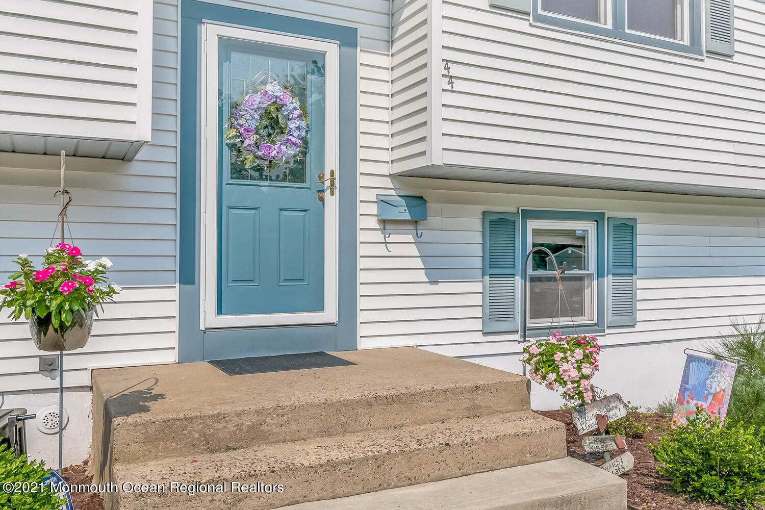 44 Union Street Matawan, NJ 07747 - Photo 3 of 40 44 Union St Matawan NJ 07747-large-004-0
