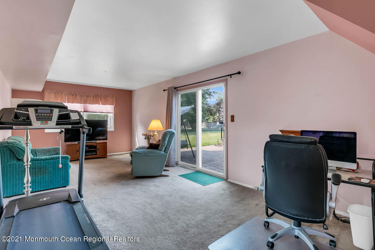 44 Union Street Matawan, NJ 07747 - Photo 24 of 40 44 Union St Matawan NJ 07747-large-024-0