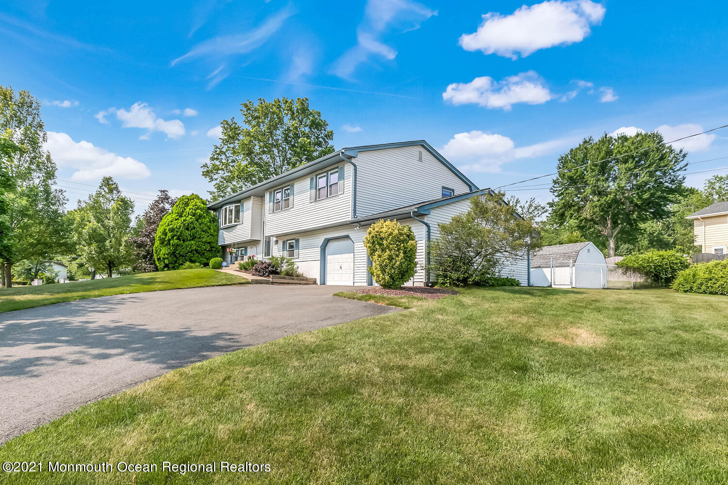 44 Union Street Matawan, NJ 07747 - Photo 4 of 40 44 Union St Matawan NJ 07747-large-005-0