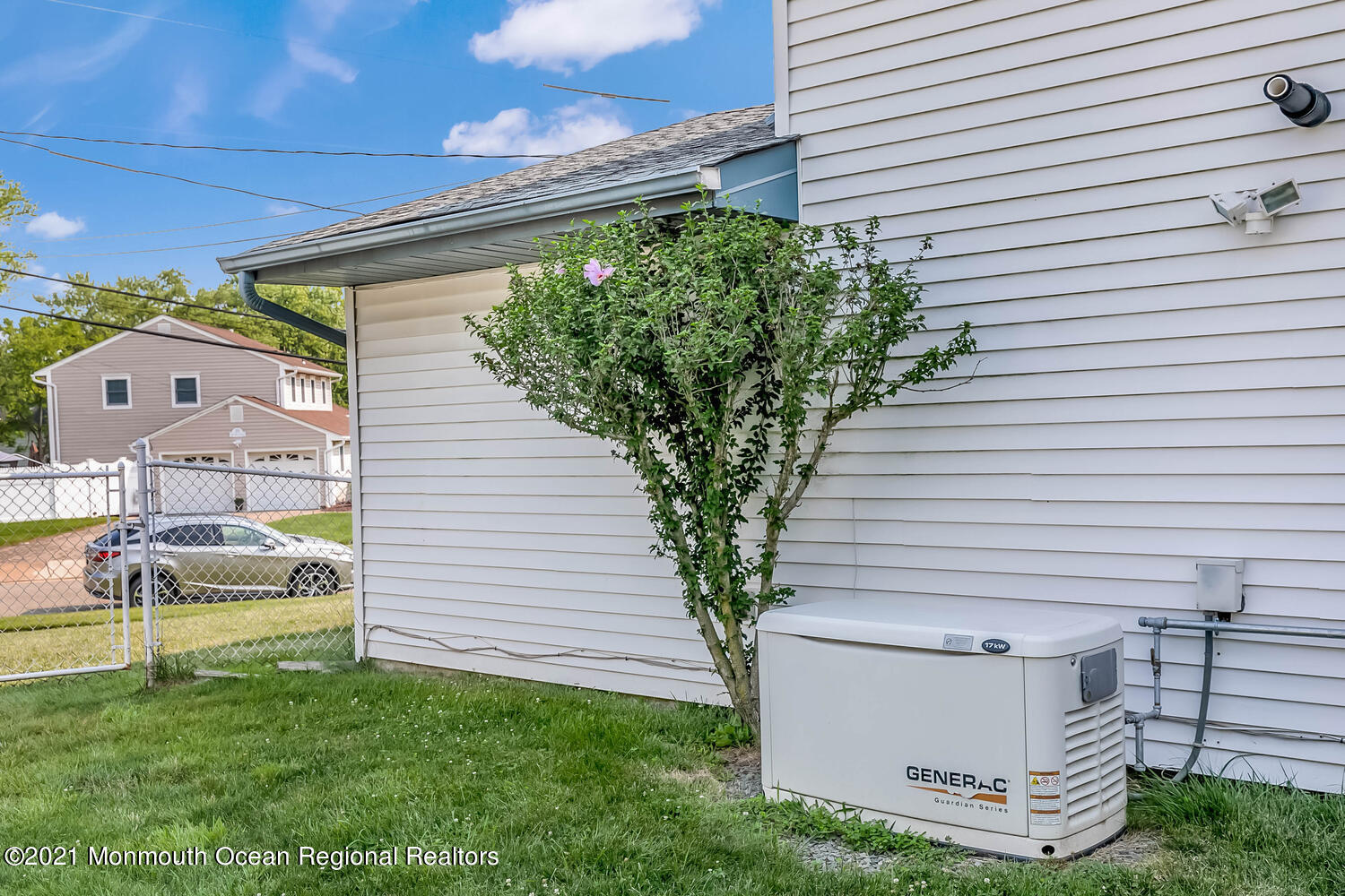 44 Union Street Matawan, NJ 07747 - Photo 35 of 40 44 Union St Matawan NJ 07747-large-033-0