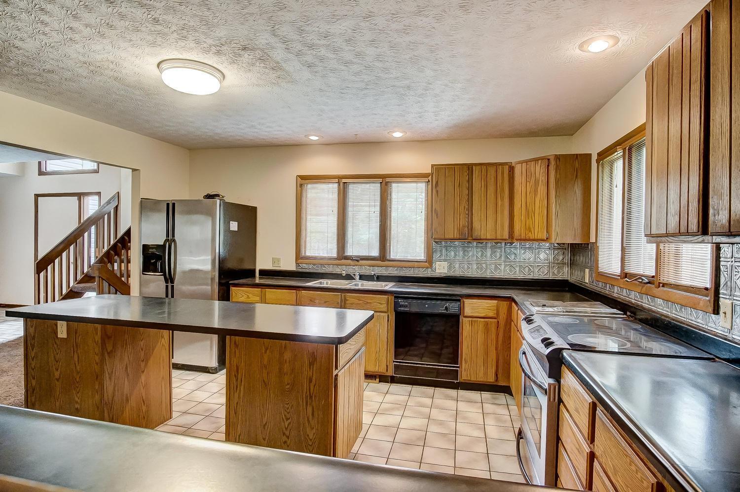 520 Amity Road Galloway, OH 43119 - Photo 14 of 49 Gallery Image 14