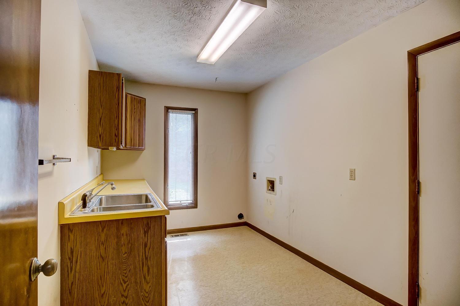 520 Amity Road Galloway, OH 43119 - Photo 22 of 49 Gallery Image 22