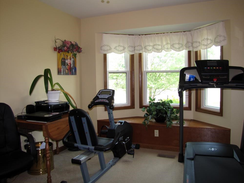 10611 Brush Ridge Road Evansville, IN 47720 - Photo 17 of 21 Gallery Image 17