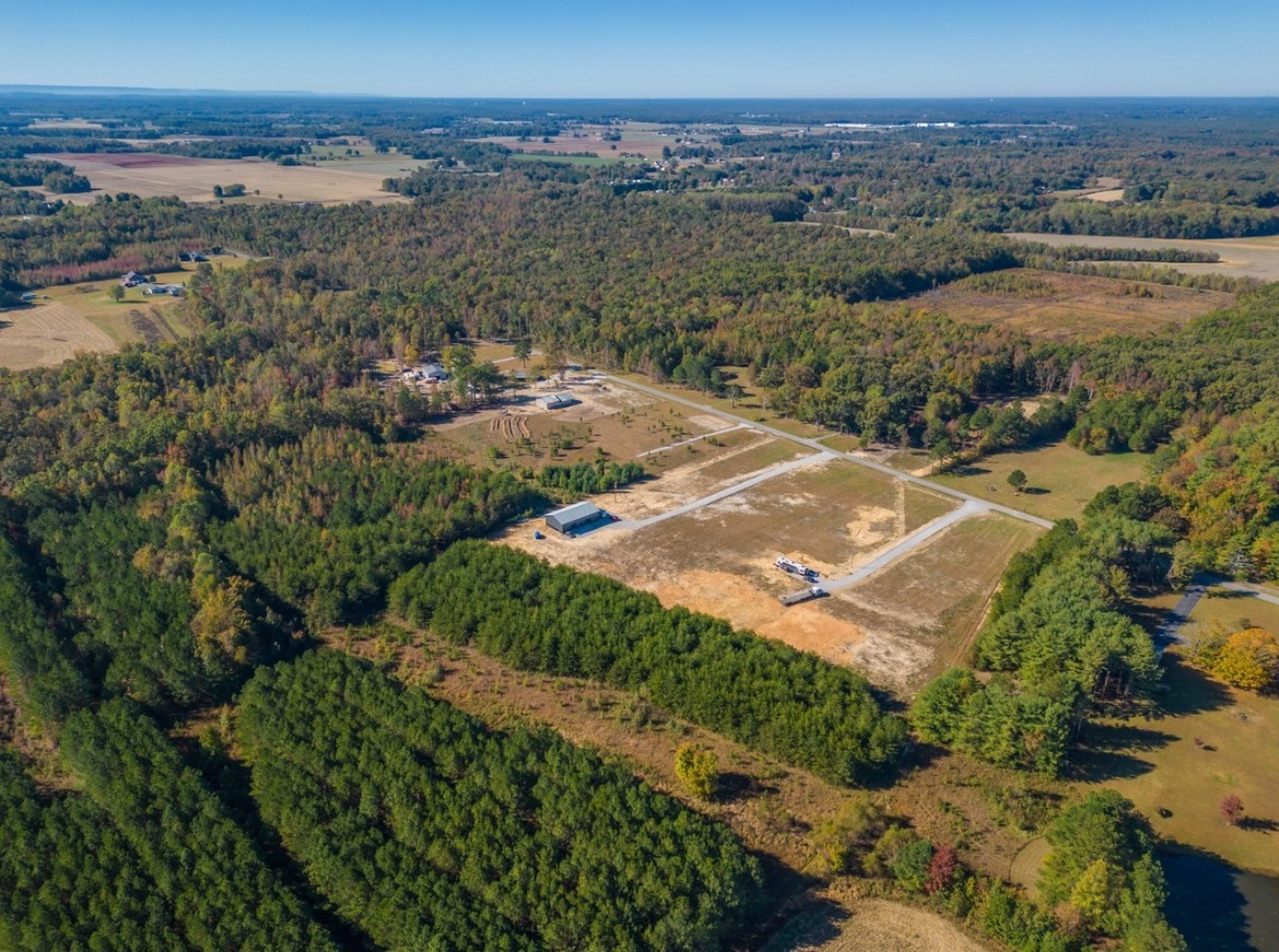 3161 Hickerson Road Manchester, TN 37355 - Photo 4 of 6 an aerial view of multiple house
