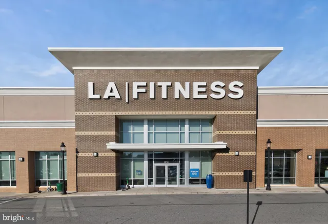 $265,000 | 2498 Sun Valley Circle, Silver Spring, MD 20906