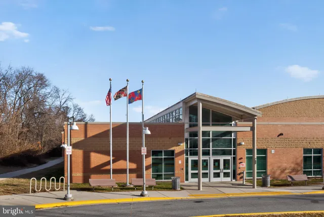 $265,000 | 2498 Sun Valley Circle, Silver Spring, MD 20906