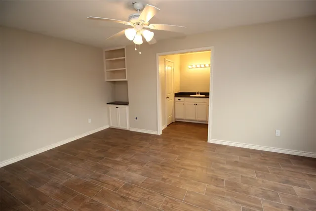 $2,000 | 13 Hideaway Drive, Friendswood, TX 77546