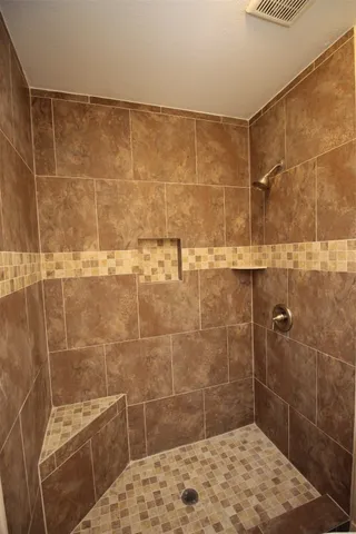 $2,000 | 13 Hideaway Drive, Friendswood, TX 77546