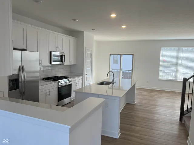 $2,495 | 13341 Minden Drive, Fishers, IN 46037