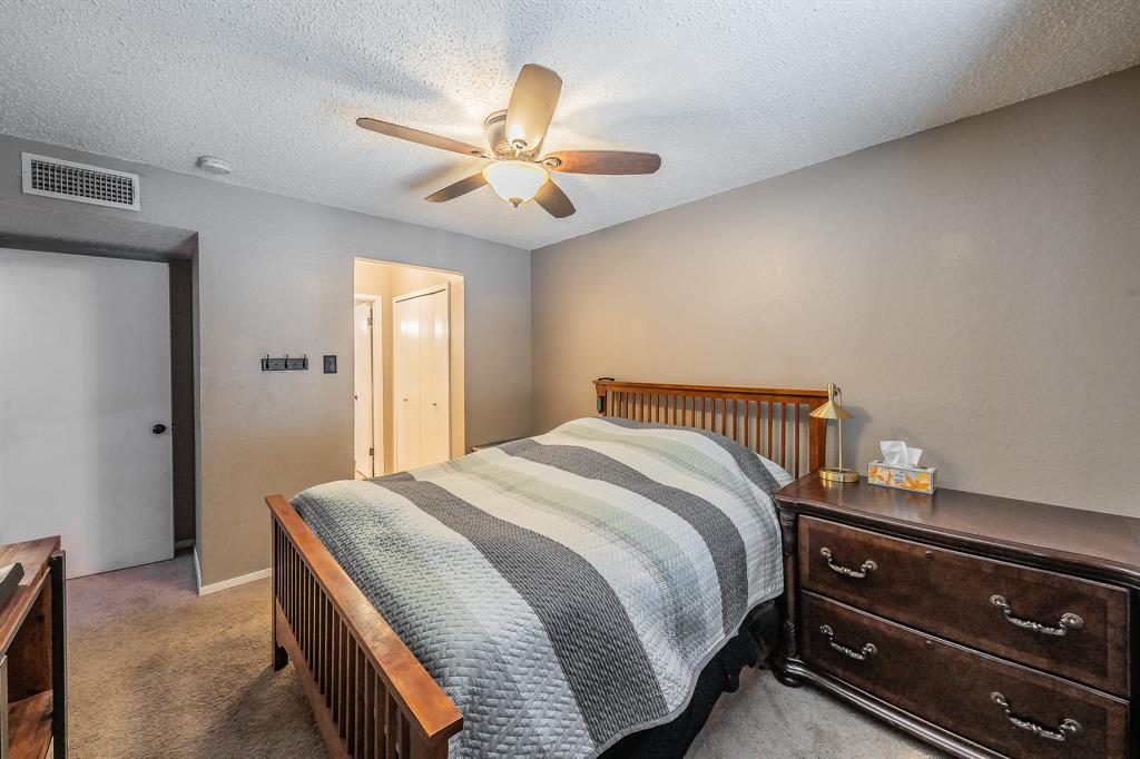 655 Ridgeline Drive Hurst, TX 76053 - Photo 18 of 29