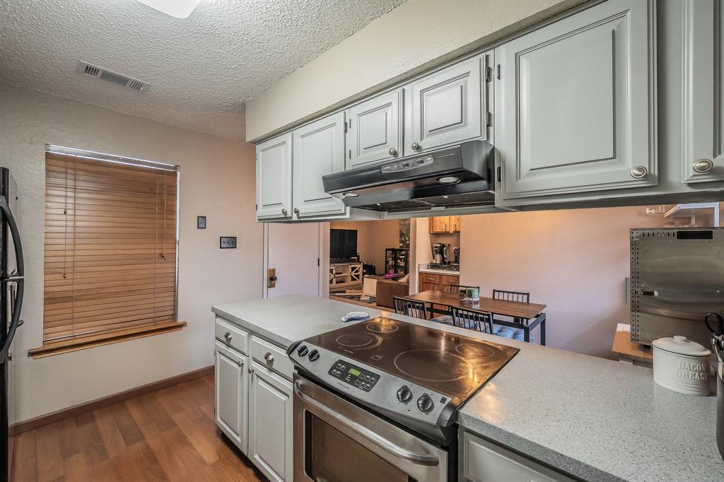 655 Ridgeline Drive Hurst, TX 76053 - Photo 8 of 29 Stainless Steel range