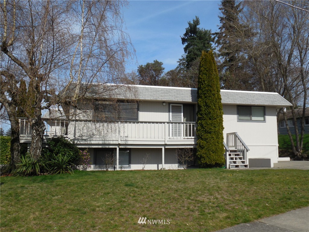 3202 Halverson Avenue Bremerton, WA 98310 - Photo 2 of 6 Gallery Image 2