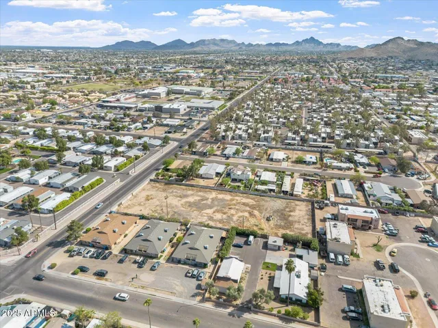 a view of a floor to ceiling window