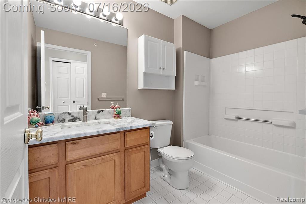 1422 Raliegh Place Troy, MI 48084 - Photo 31 of 39