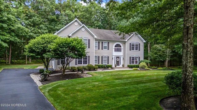 $1,599,999 | 8 Iroquois Court, Colts Neck, NJ 07722
